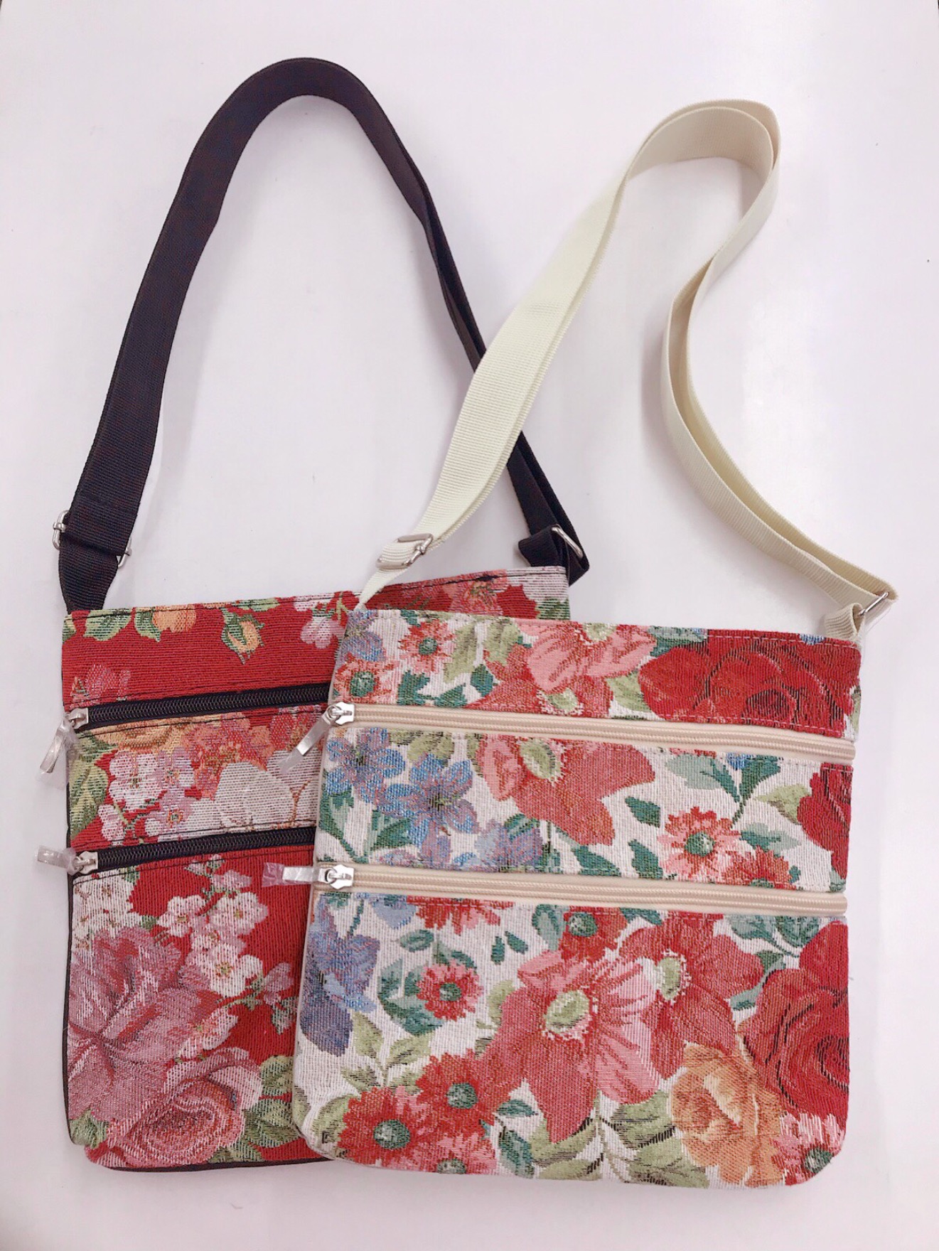 花柄サコッシュ入荷です?